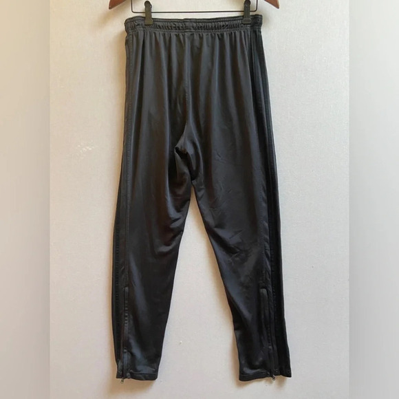 Adidas 3 stripe track pants Sz L - Picture 2 of 11